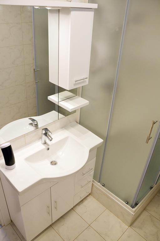 Bed And Breakfast Four Rooms Zadar Rum bild